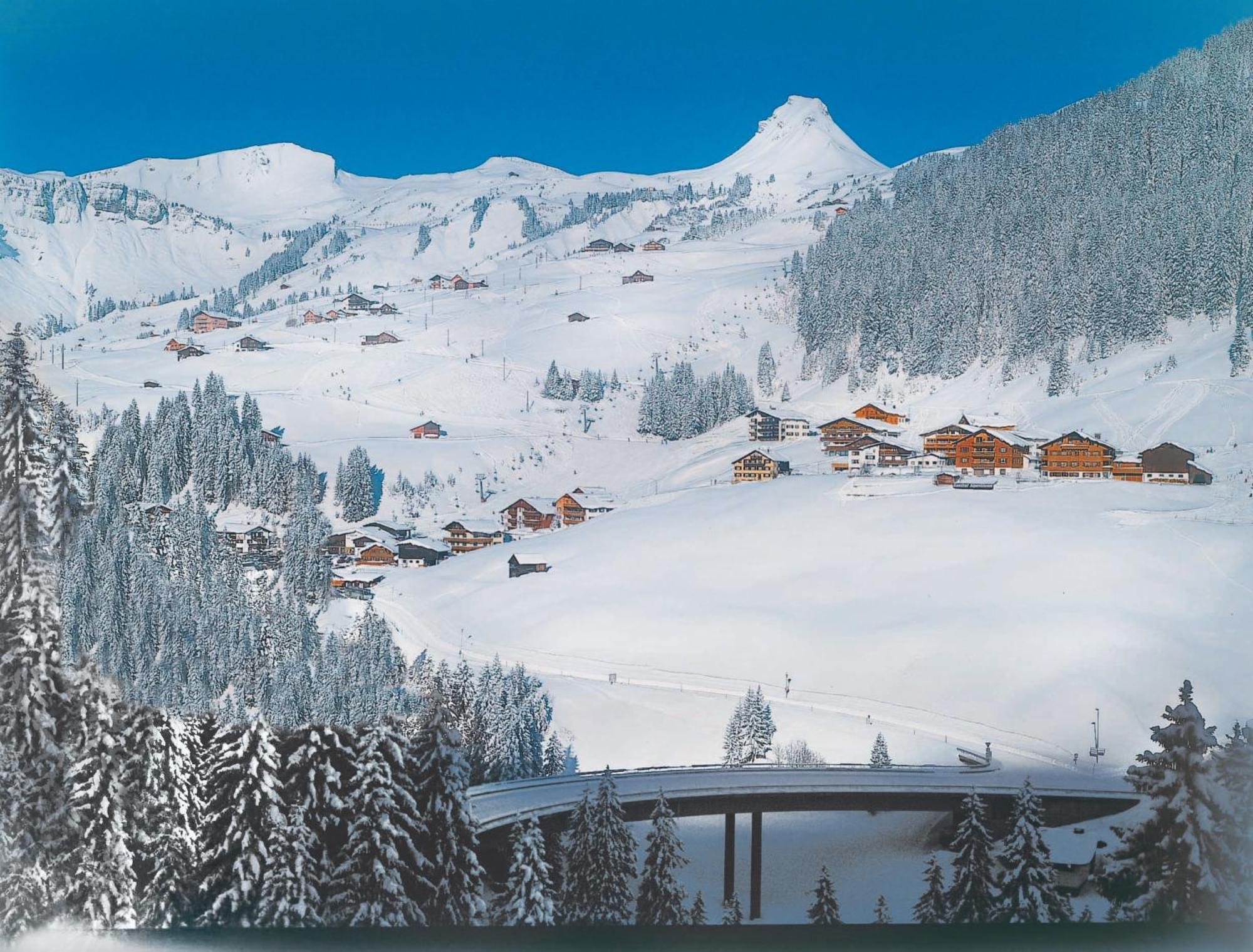 Hotel Alpenblume Damuels Exteriör bild